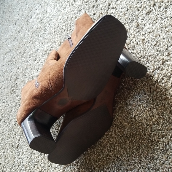 White Mountain Suede Leather Brown Boots Size 9 M EUC - Picture 5 of 8